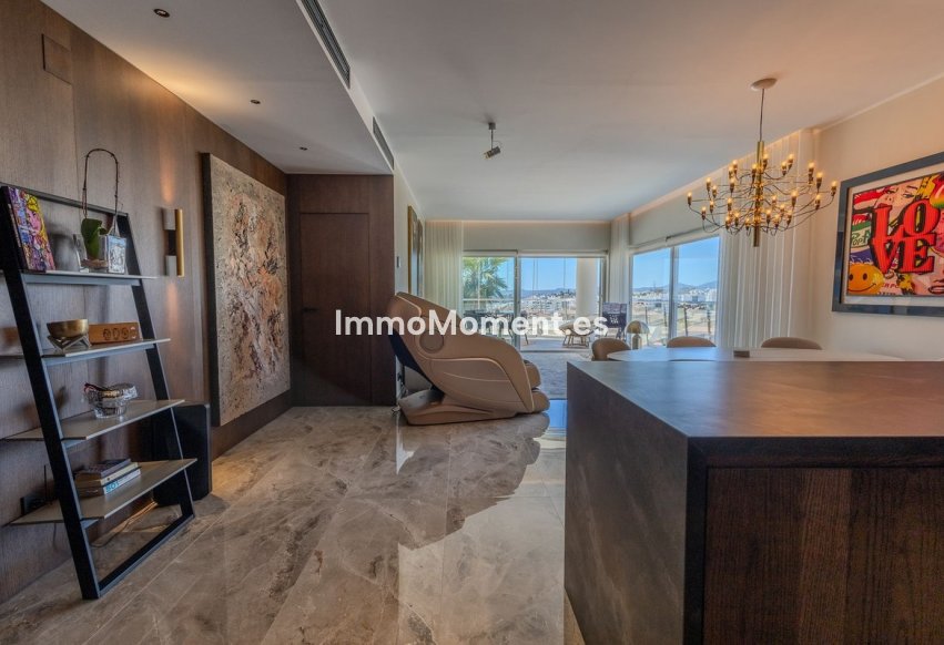 Resale - Apartment - Benalmadena - Benalmadena Centro