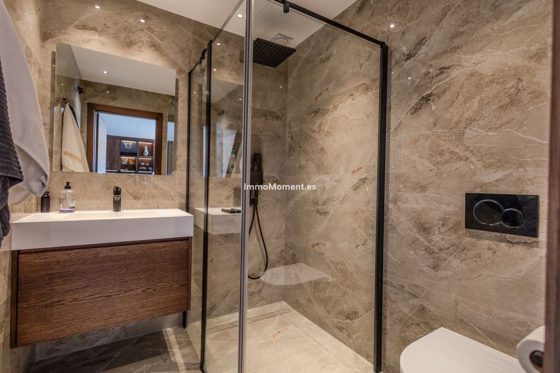 Resale - Apartment - Benalmadena - Benalmadena Centro