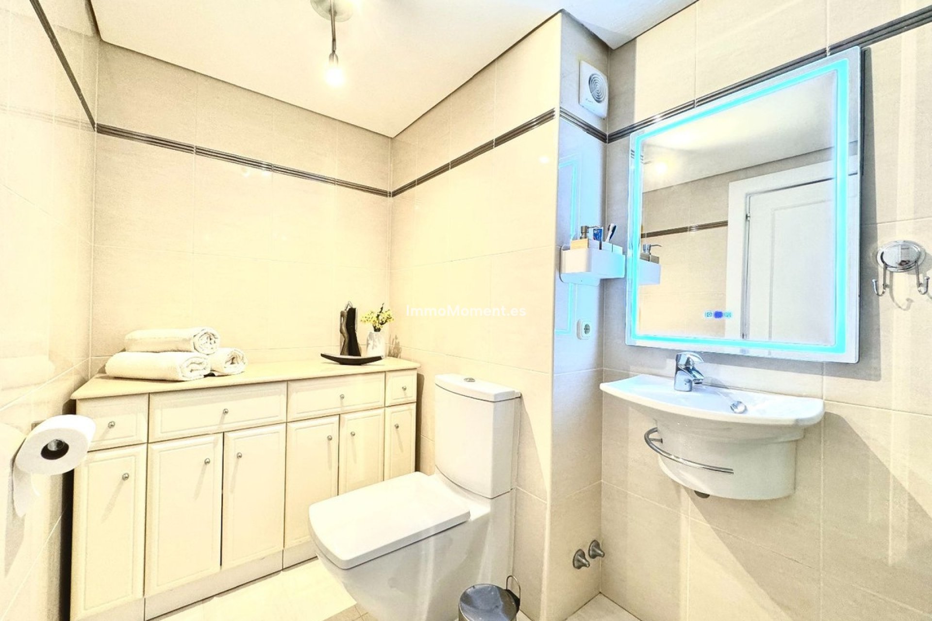 Resale - Apartment - Benalmadena - Benalmadena Centro