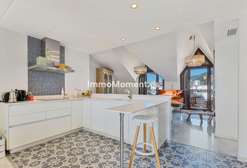 Resale - Apartment - Benalmadena - Benalmadena Centro