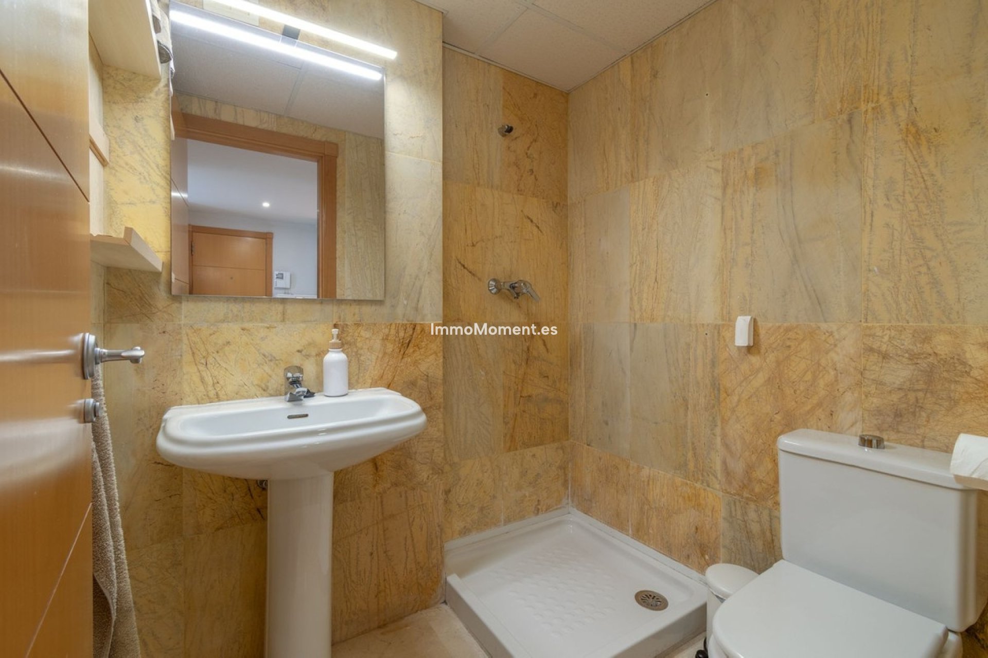 Resale - Apartment - Benalmadena - Benalmadena Centro