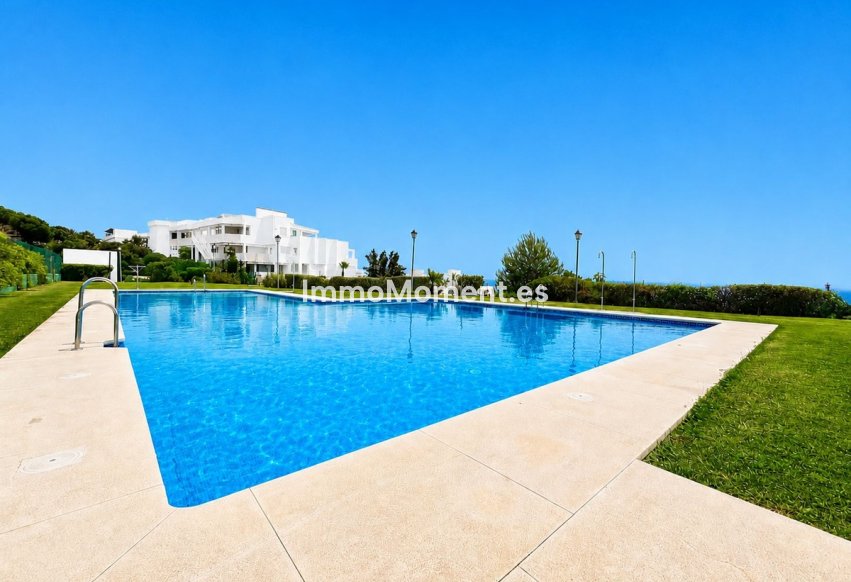 Resale - Apartment - Benalmadena - Benalmadena Centro