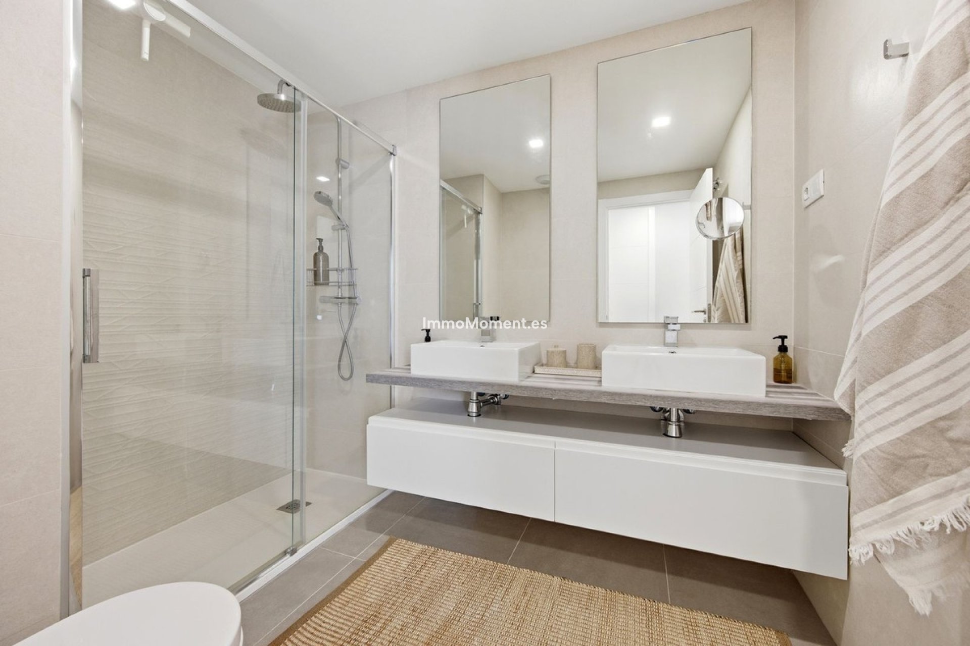 Resale - Apartment - Benalmadena - Benalmadena Centro