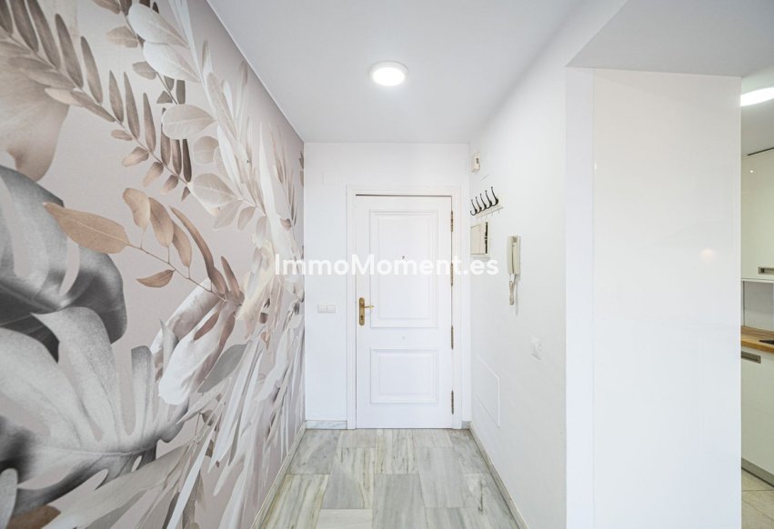 Resale - Apartment - Benalmadena - Benalmadena Centro