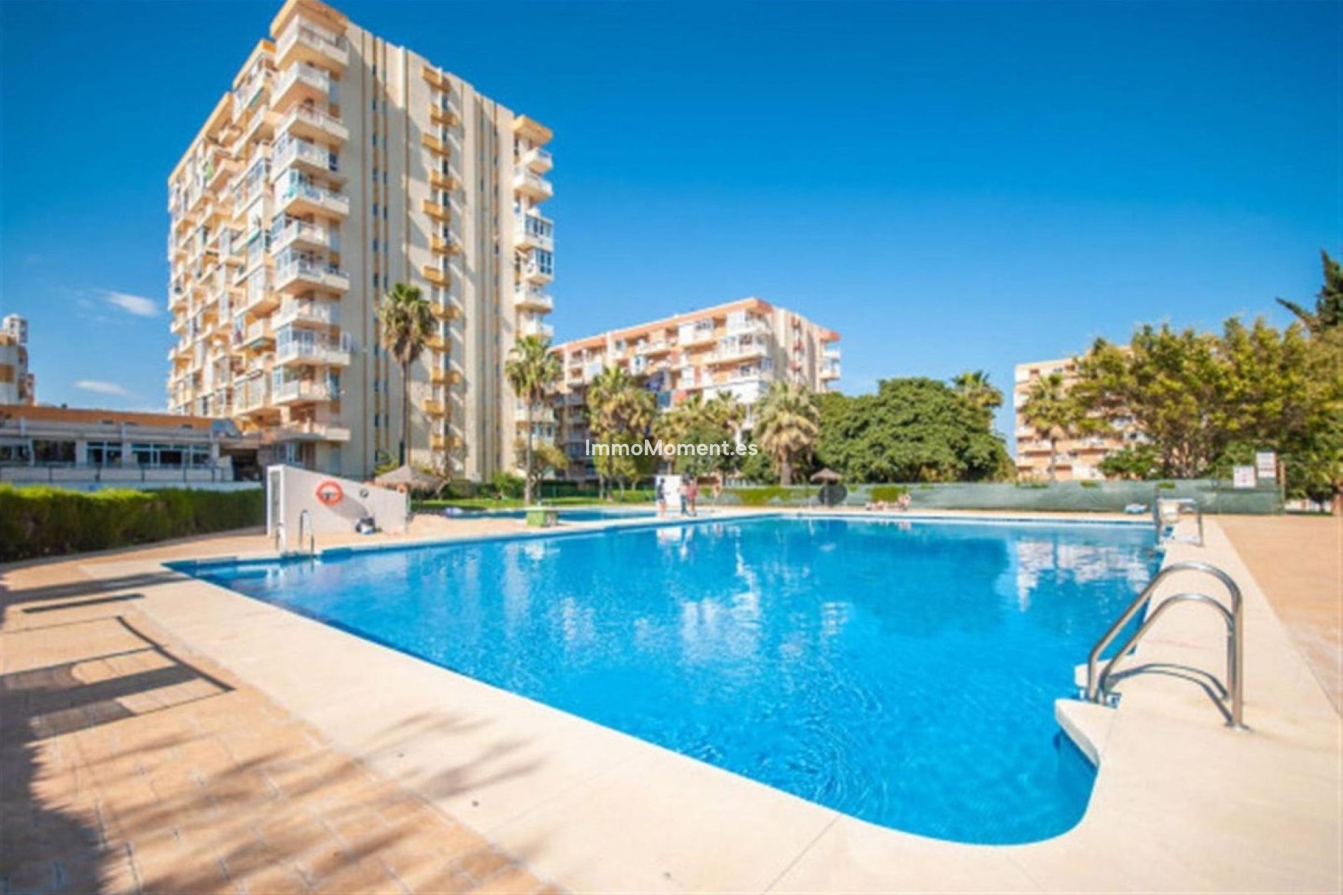 Resale - Apartment - Benalmadena - Benalmadena Centro