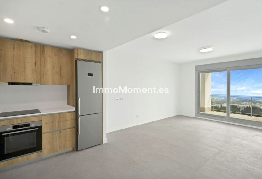 Resale - Apartment - Benalmadena - Benalmadena Centro