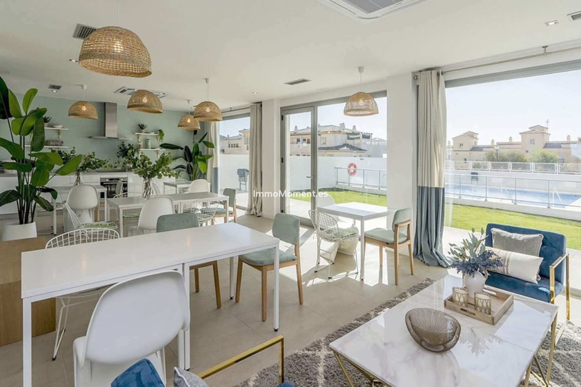 Resale - Apartment - Benalmadena - Benalmadena Centro