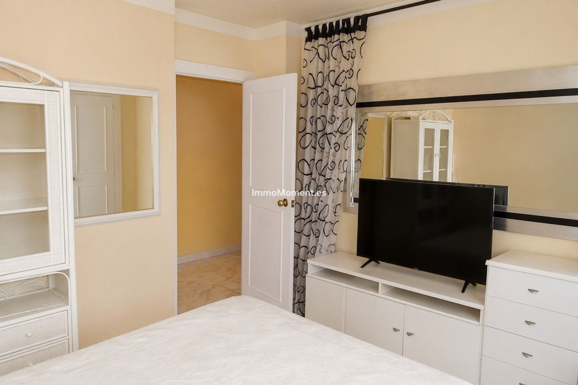 Resale - Apartment - Benalmadena - Benalmadena Centro