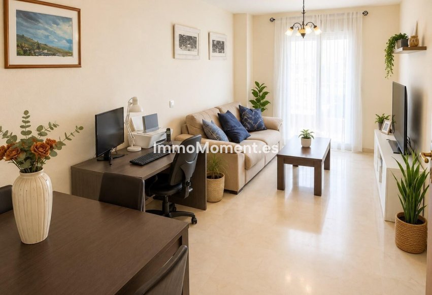 Resale - Apartment - Benalmadena - Benalmadena Centro