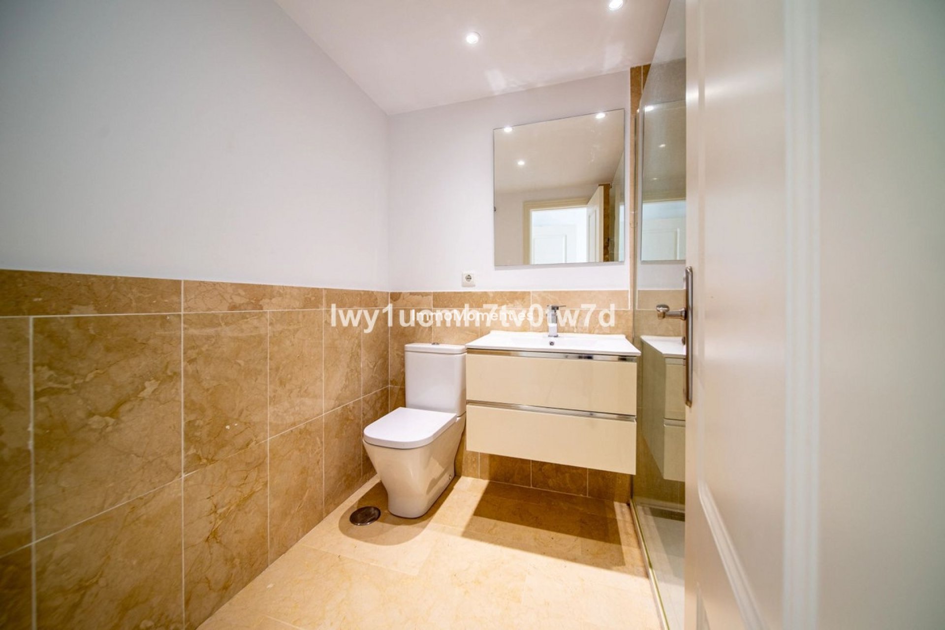 Resale - Apartment - Benalmadena - Benalmadena Centro
