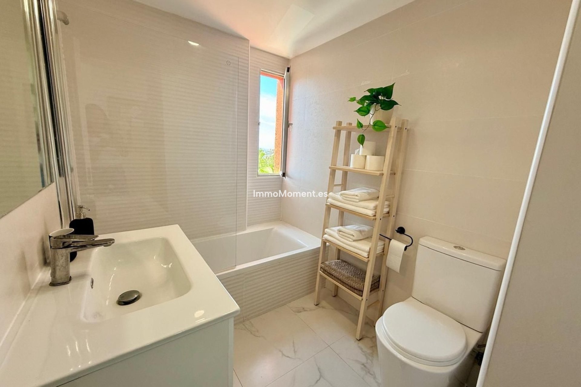Resale - Apartment - Benalmadena - Benalmadena Costa
