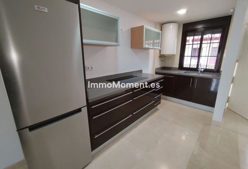 Resale - Apartment - Benalmadena - Benalmadena Costa