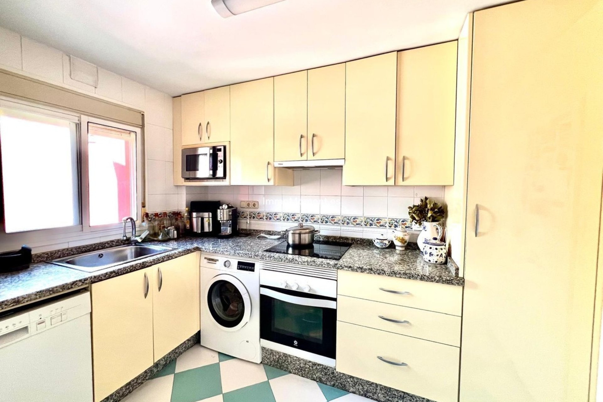 Resale - Apartment - Benalmadena - Benalmadena Costa