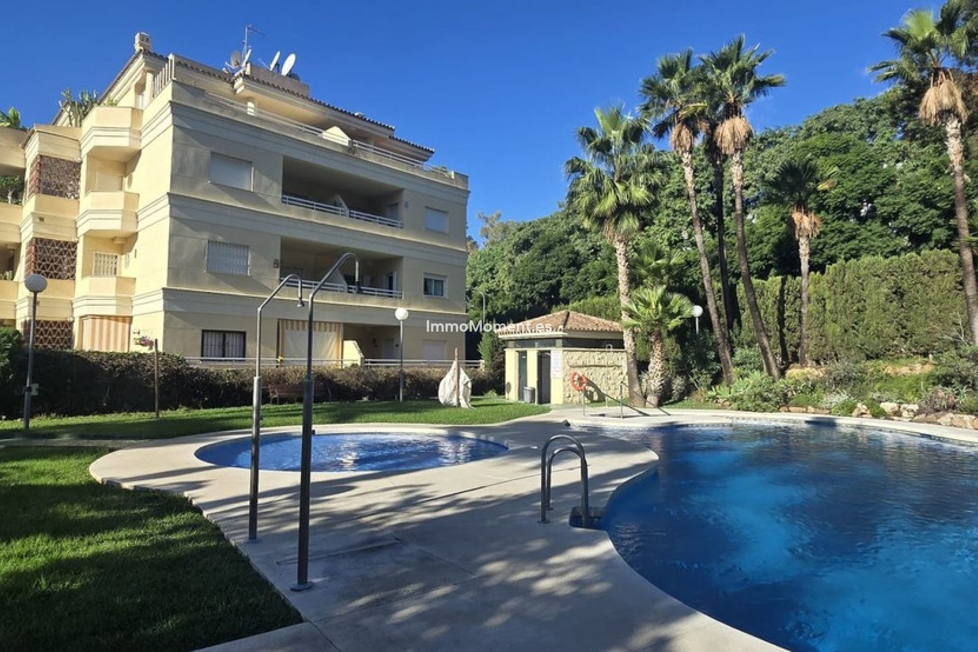 Resale - Apartment - Benalmadena - Benalmadena Costa