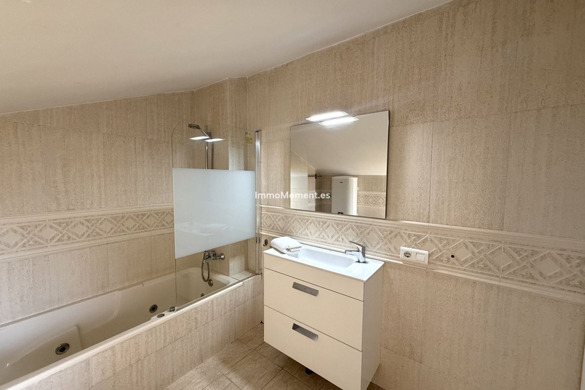 Resale - Apartment - Benalmadena - Benalmadena Costa