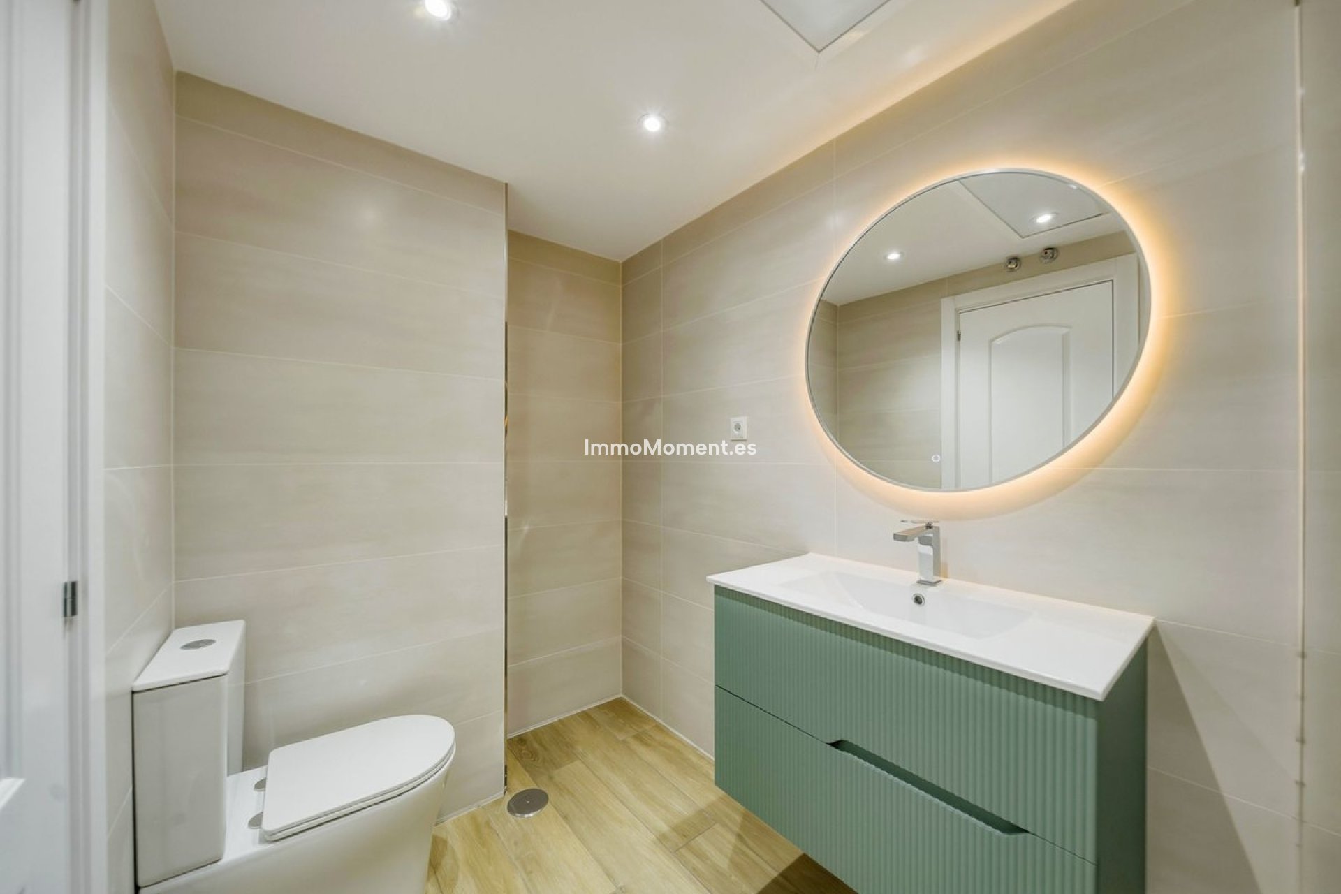 Resale - Apartment - Benalmadena - Benalmadena Costa