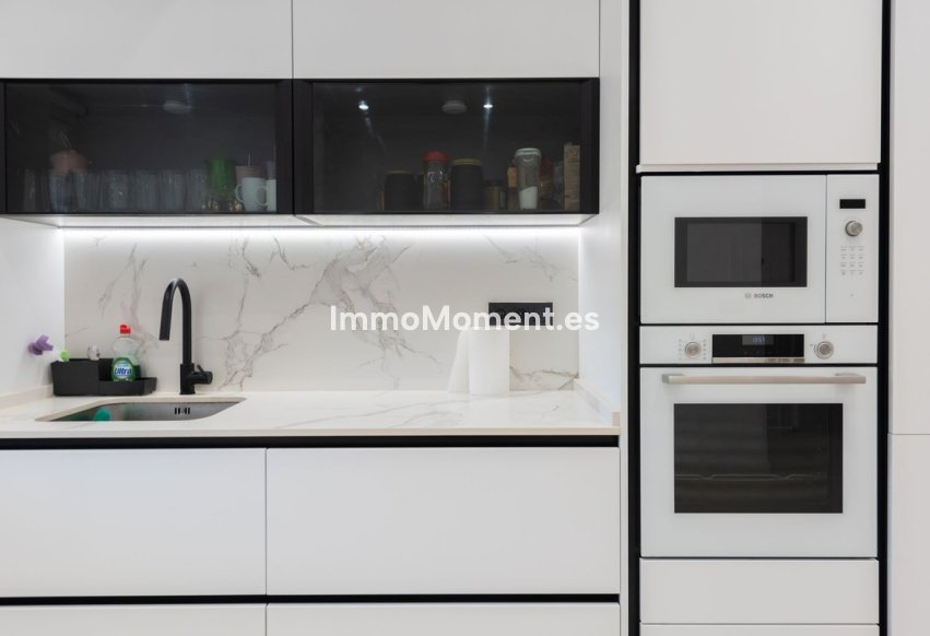 Resale - Apartment - Benalmadena - Benalmadena Costa