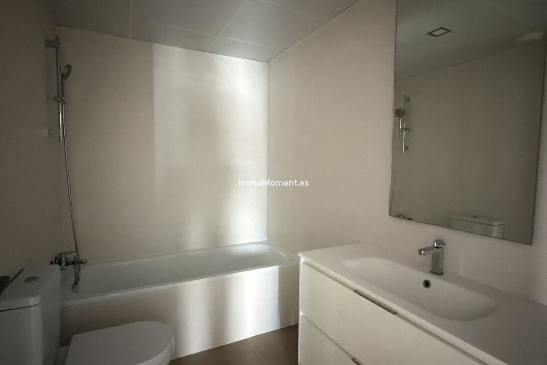 Resale - Apartment - Benalmadena - Benalmadena Pueblo
