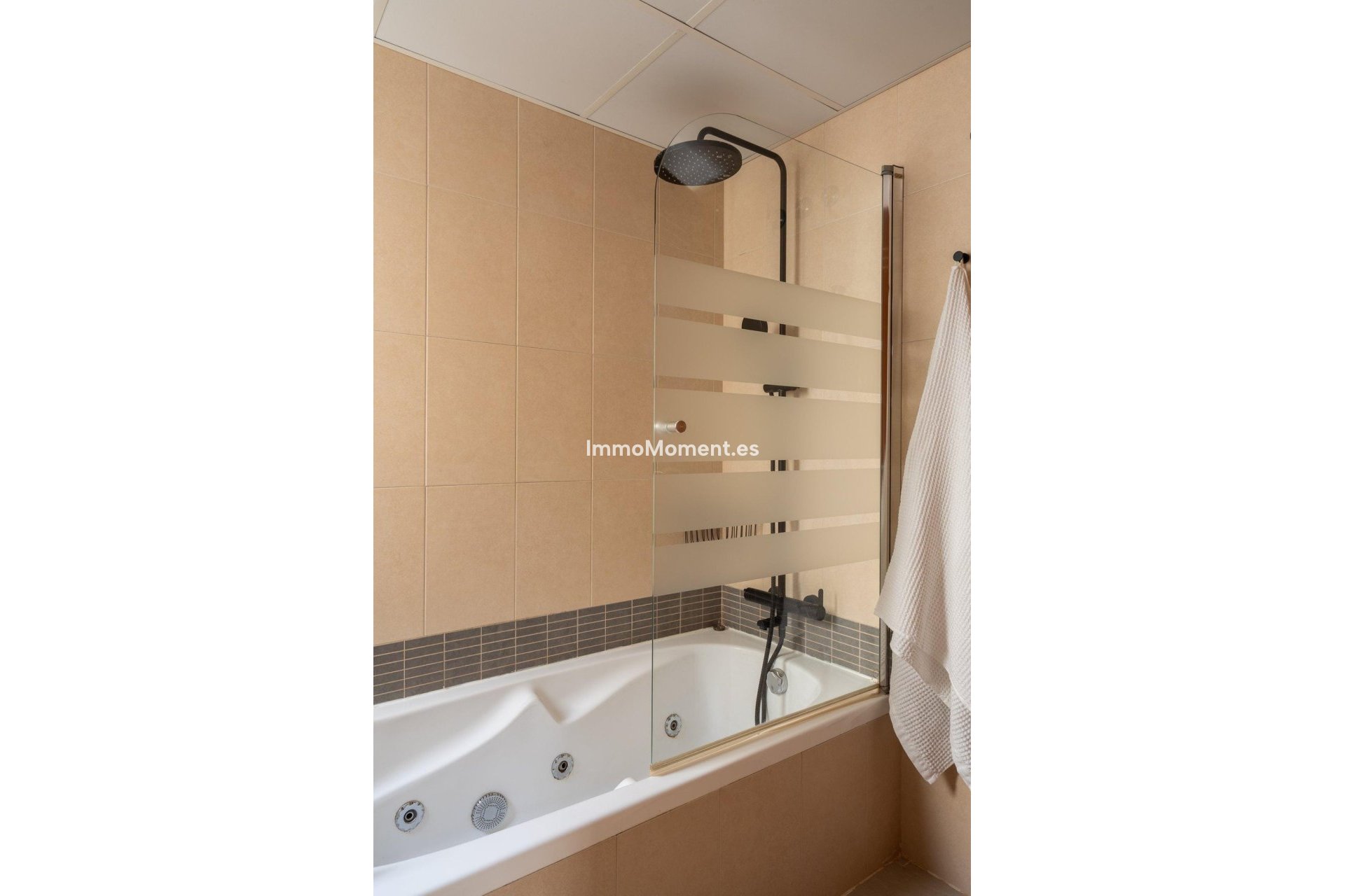 Resale - Apartment - Benalmadena - Benalmadena Pueblo