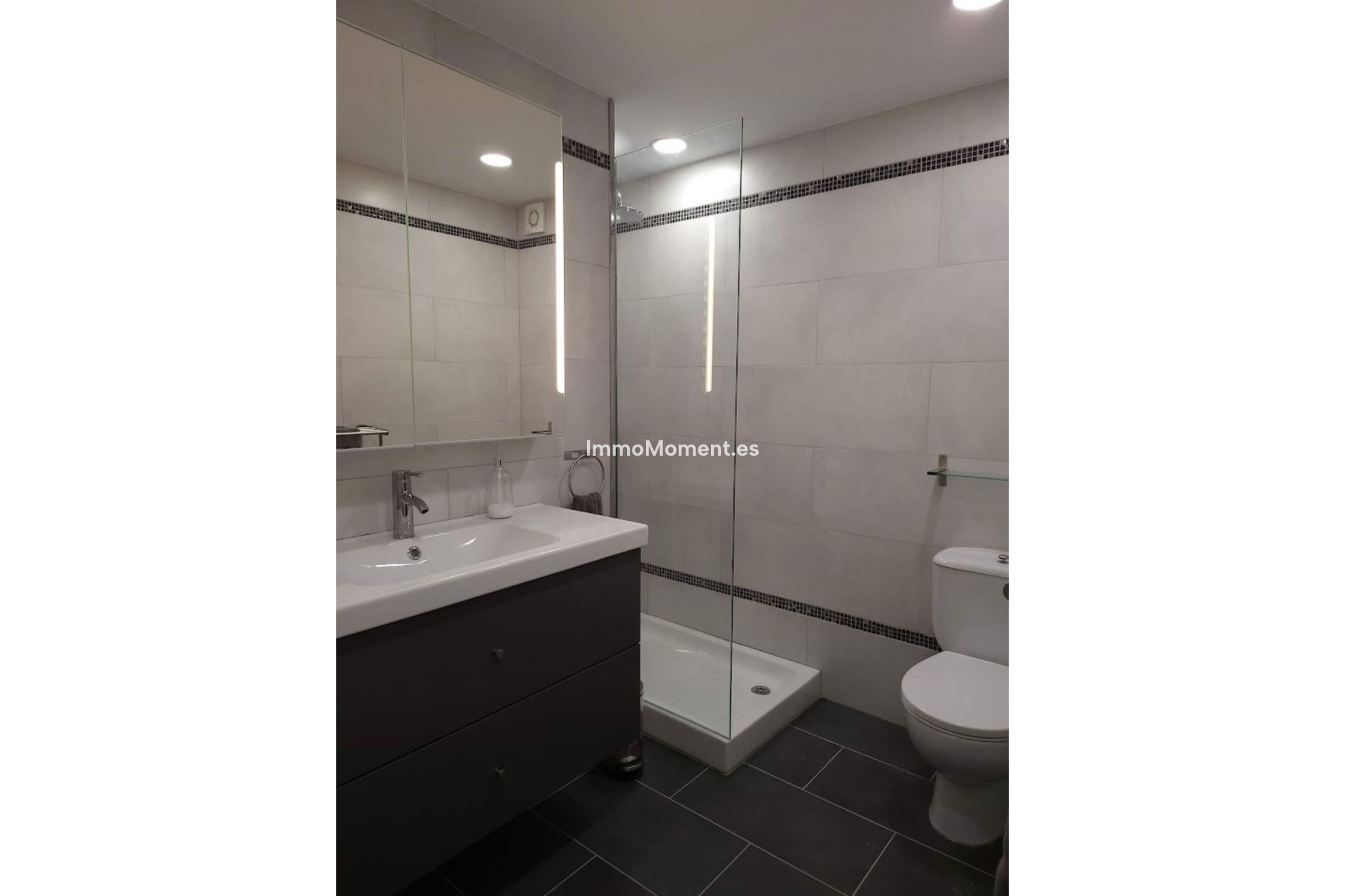 Resale - Apartment - Benalmadena - Benalmadena Pueblo