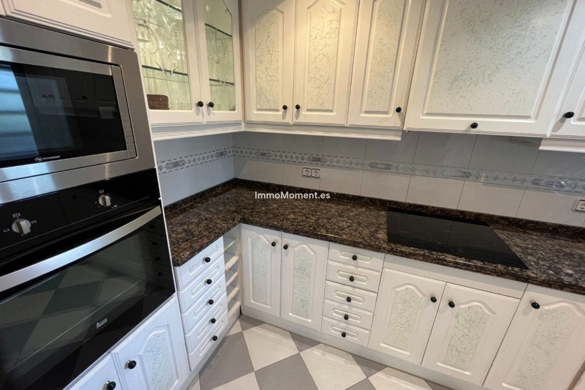 Resale - Apartment - Benidorm - Benidorm Centro