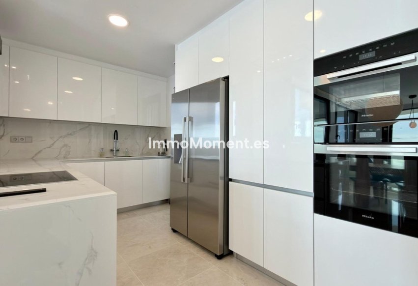 Resale - Apartment - Benidorm - Benidorm Centro