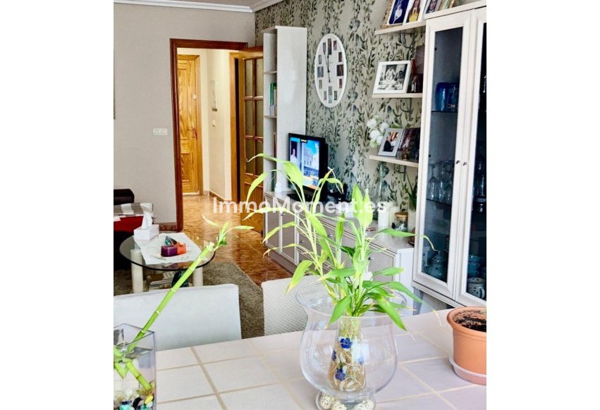 Resale - Apartment - Benidorm - Benidorm Centro