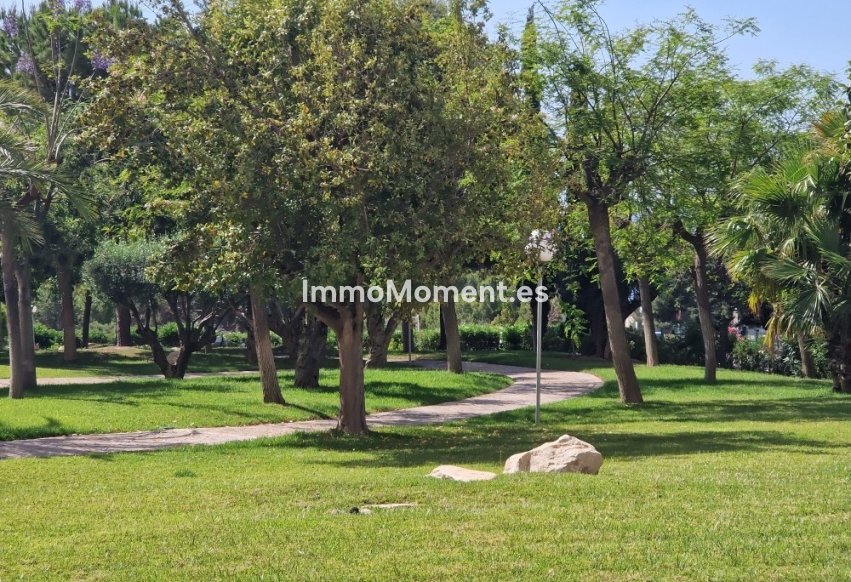 Resale - Apartment - Benidorm - Benidorm Centro