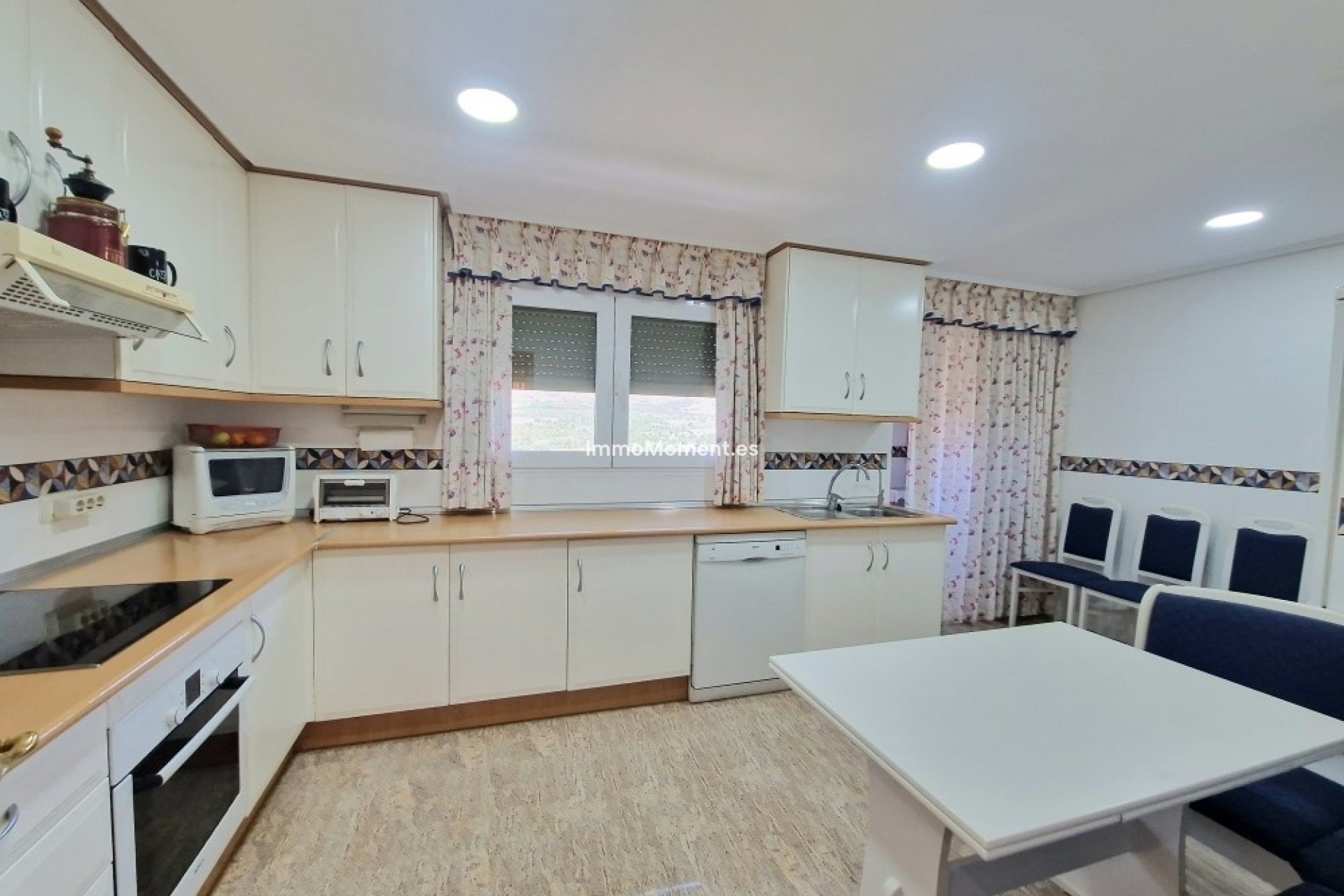 Resale - Apartment - Benidorm - Benidorm Centro