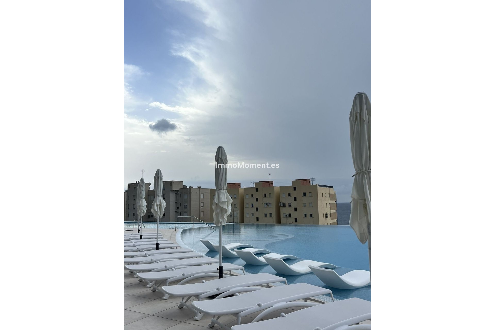 Resale - Apartment - Benidorm - Benidorm Centro