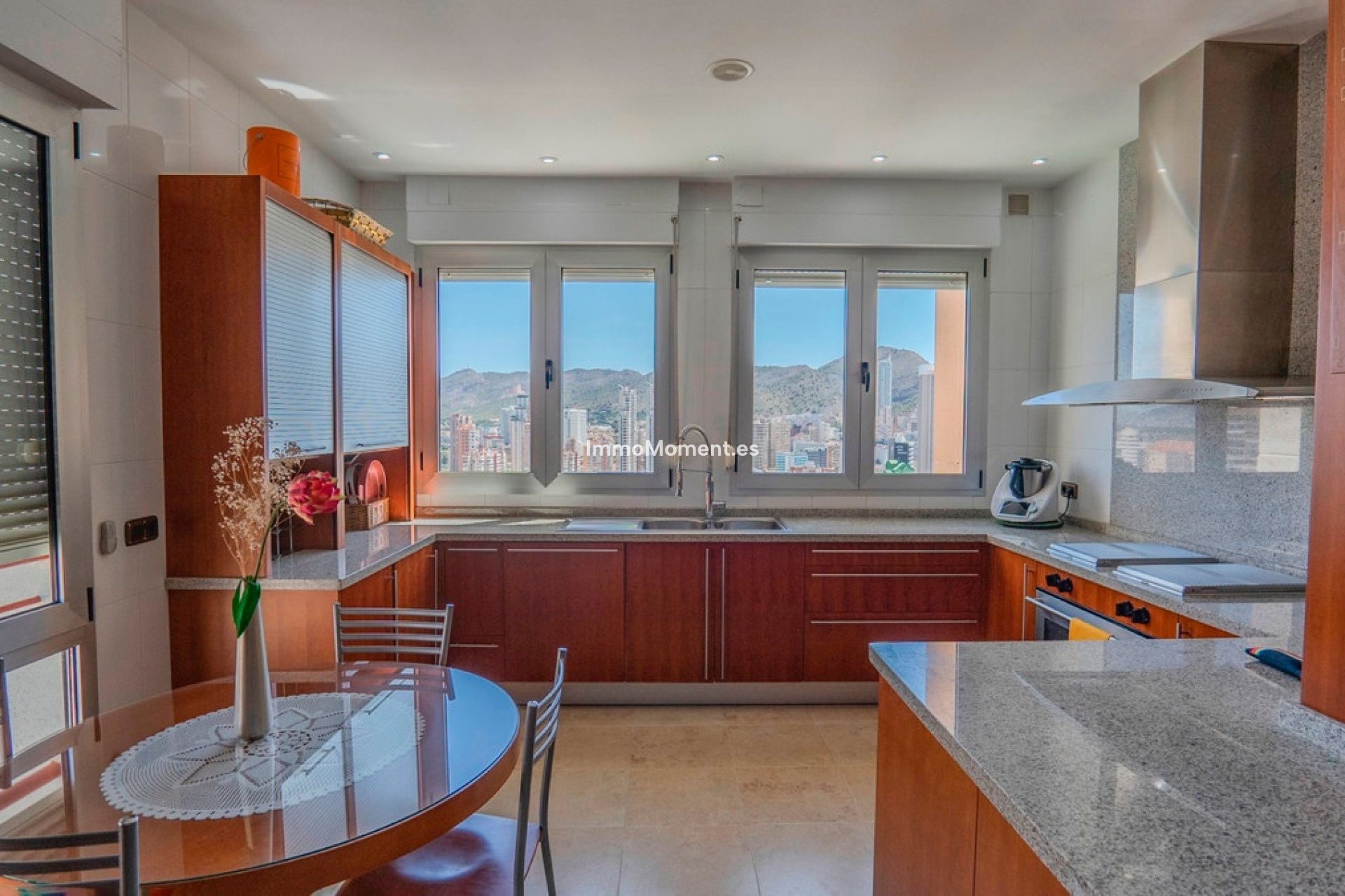 Resale - Apartment - Benidorm - Benidorm Centro