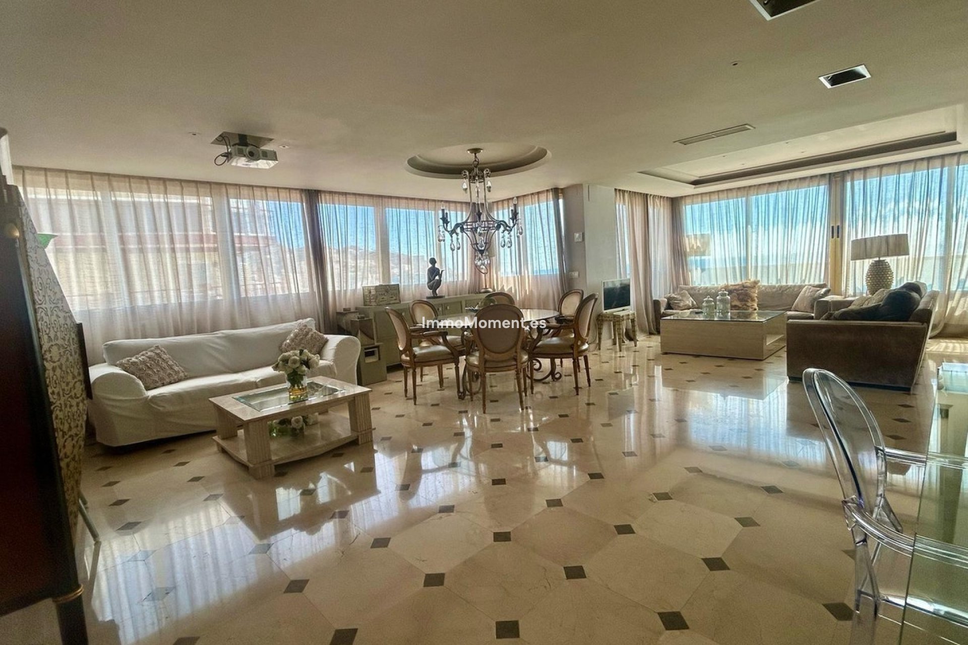 Resale - Apartment - Benidorm - Benidorm Centro