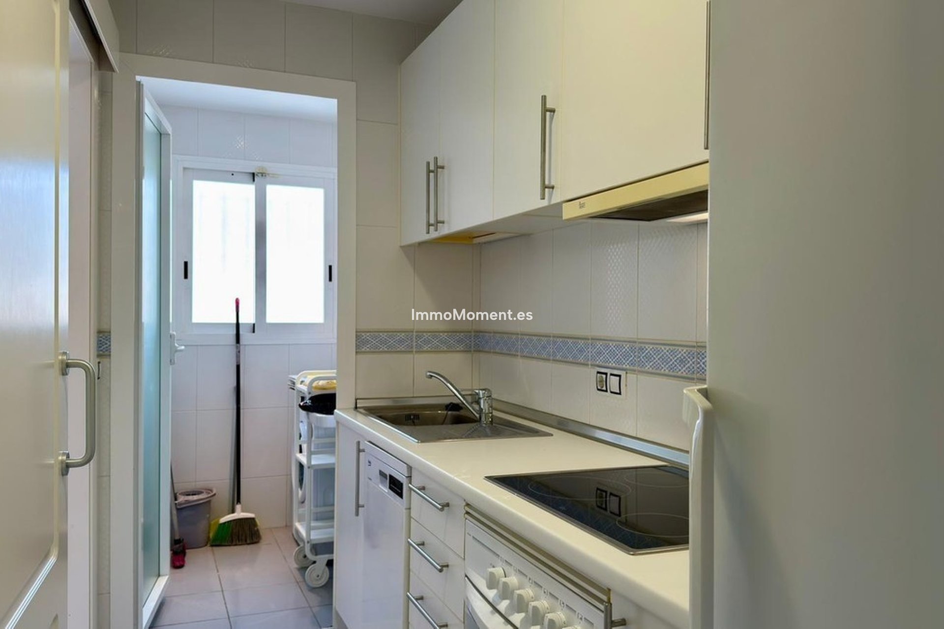 Resale - Apartment - Benidorm - Benidorm Centro