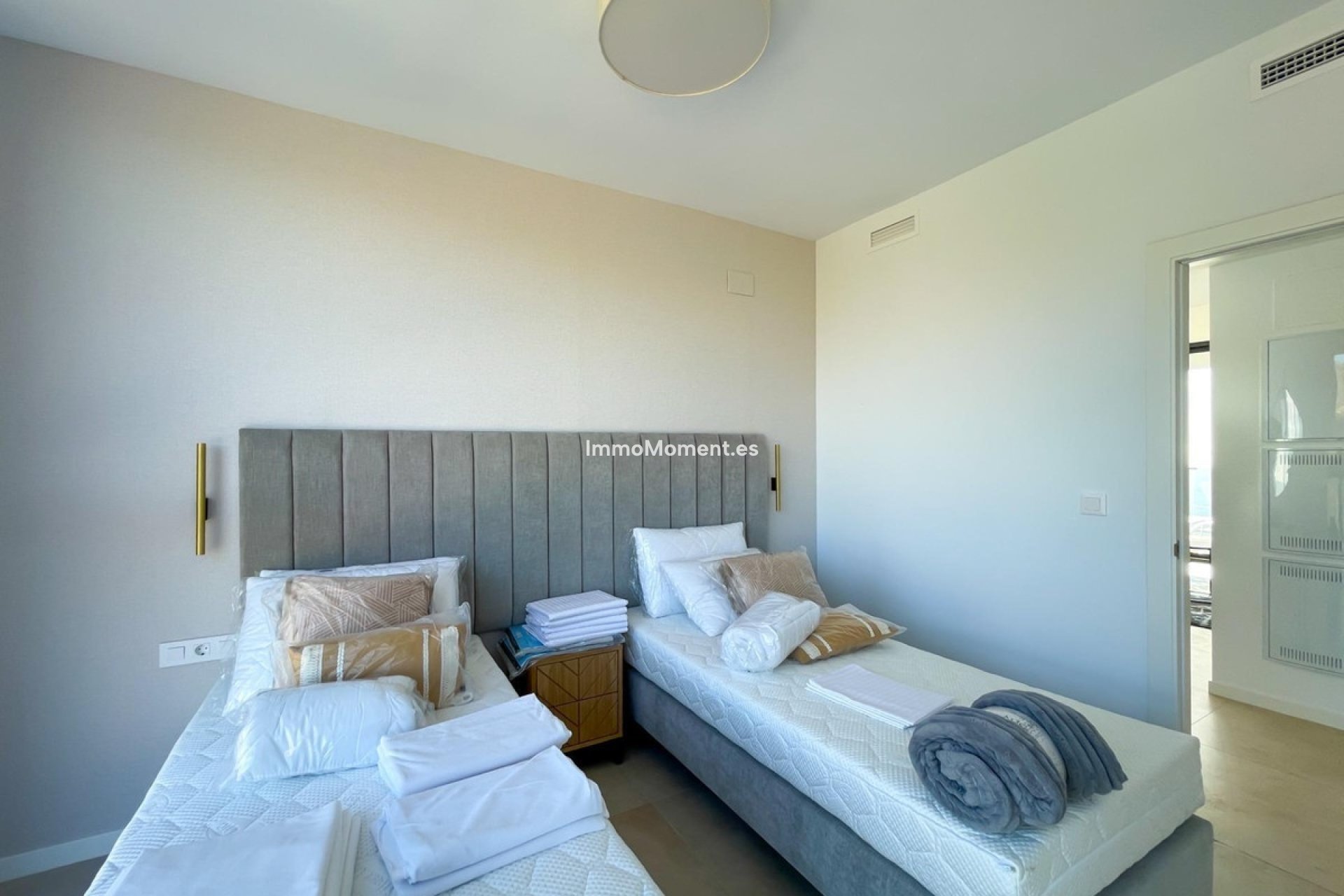 Resale - Apartment - Benidorm - Benidorm Centro