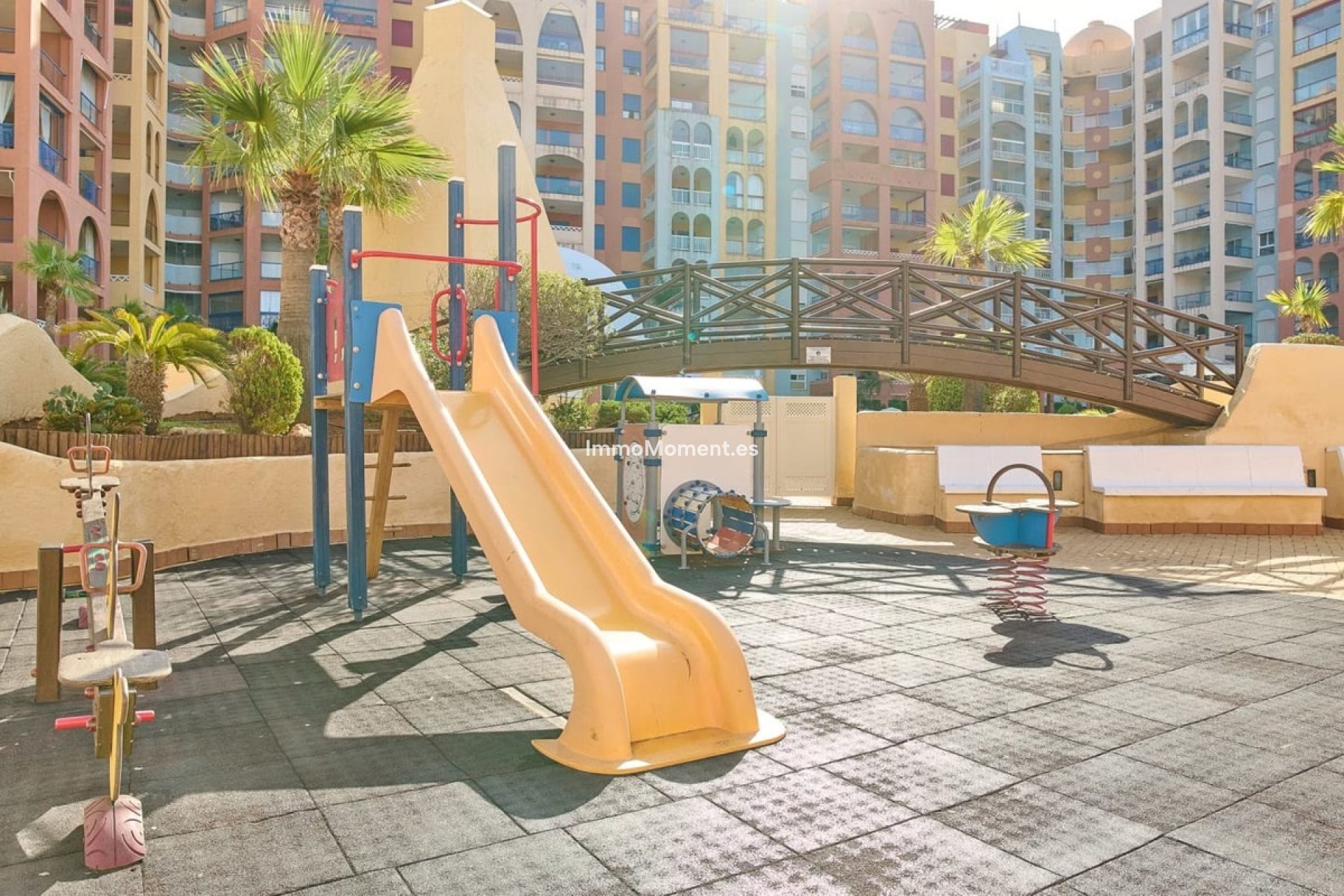 Resale - Apartment - Cartagena - Playa Honda
