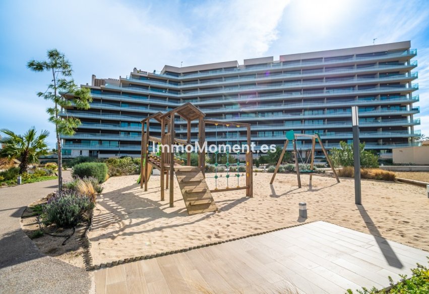 Resale - Apartment - Cartagena - Playa Honda