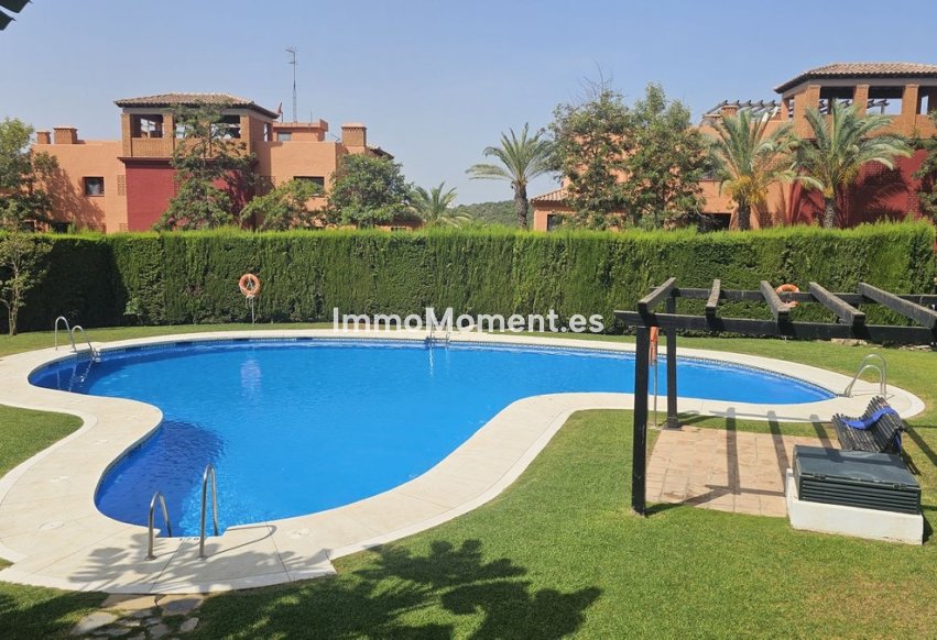 Resale - Apartment - Casares - Casares Centro