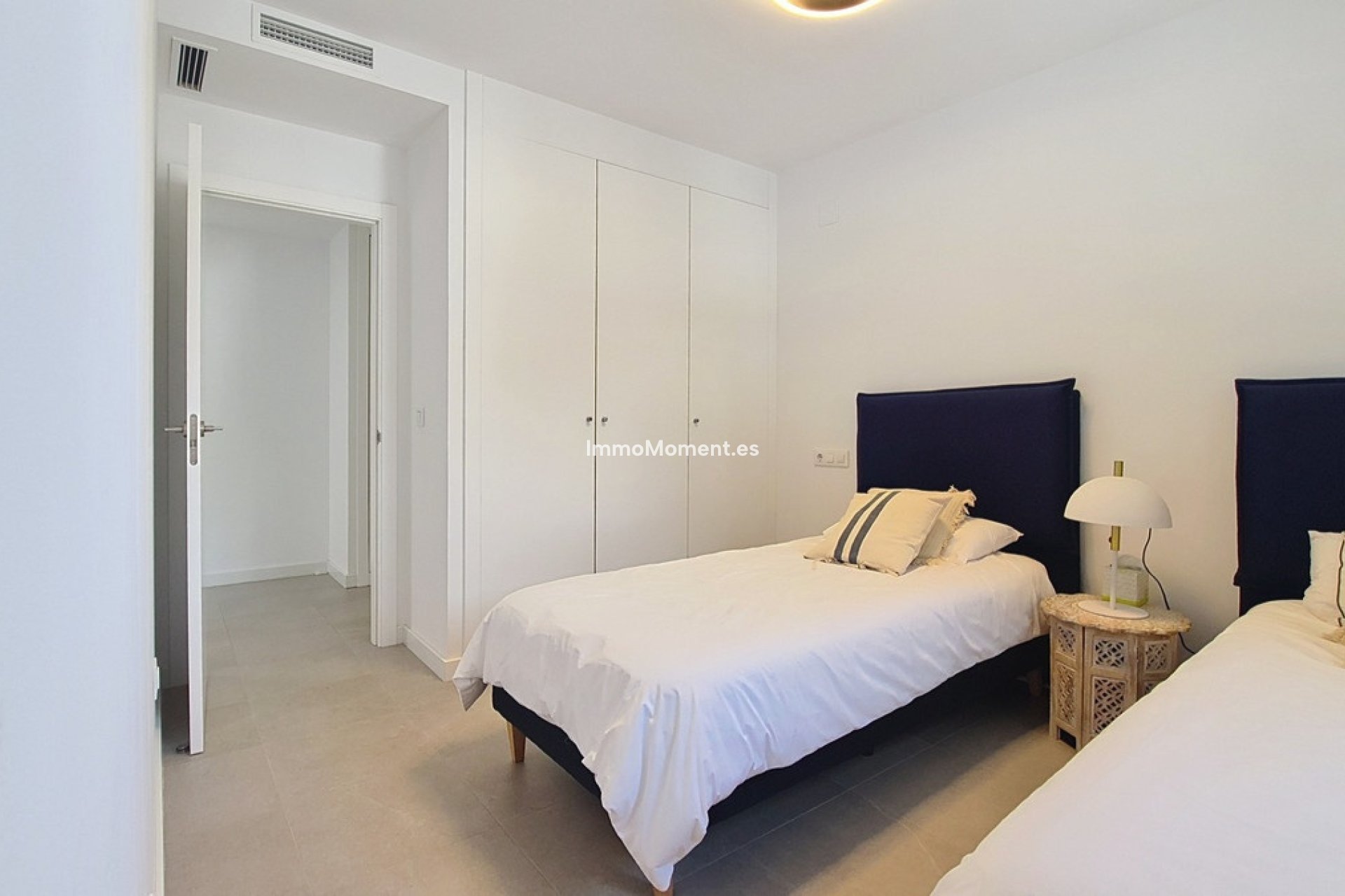 Resale - Apartment - Casares - Casares Centro
