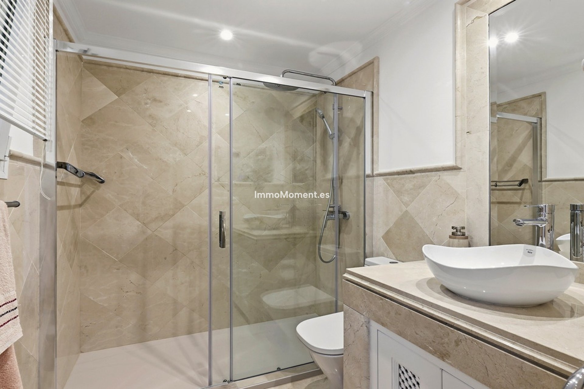 Resale - Apartment - Casares - Casares Centro