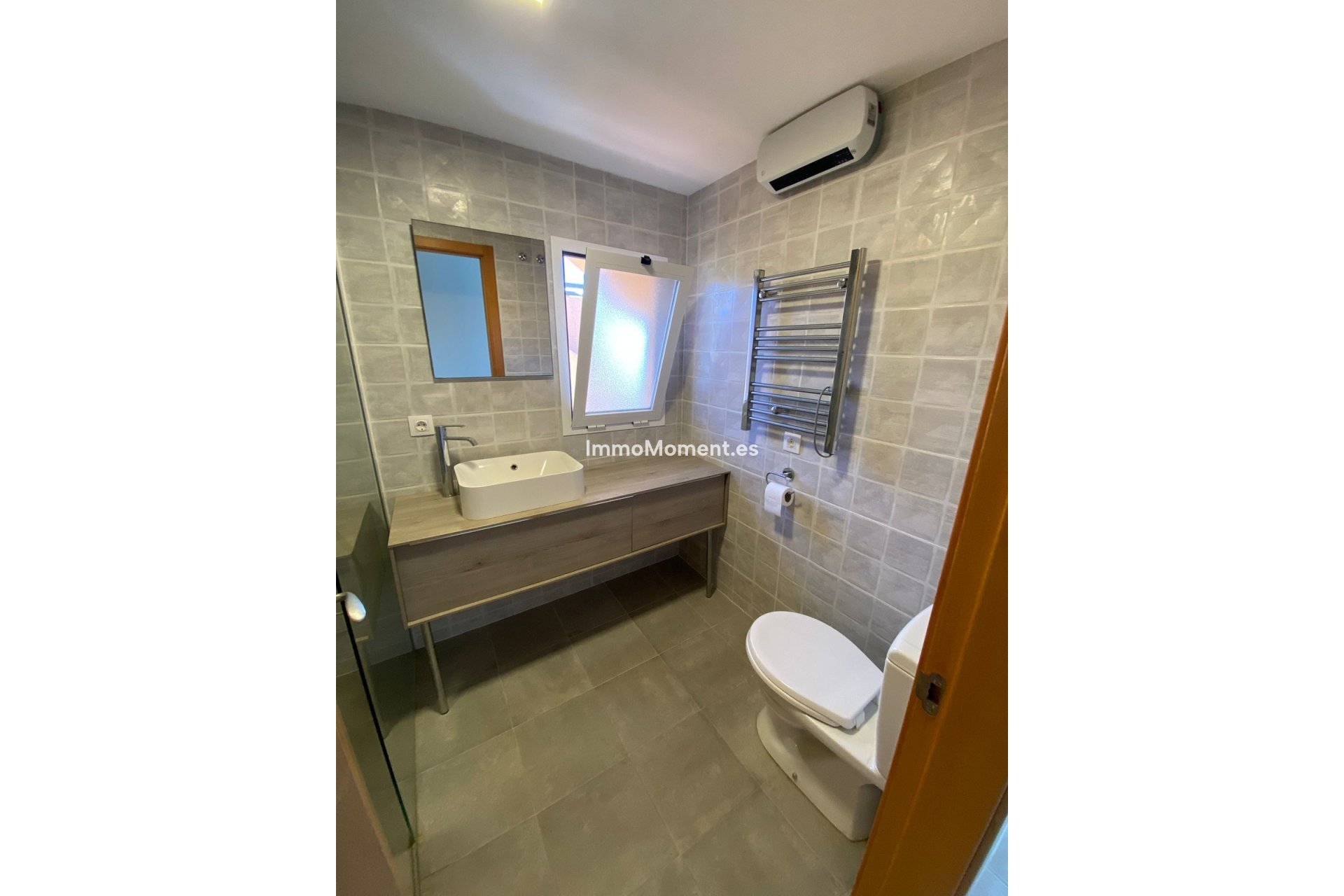 Resale - Apartment - Casares - Casares Centro