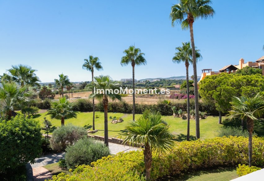 Resale - Apartment - Casares - Casares Centro