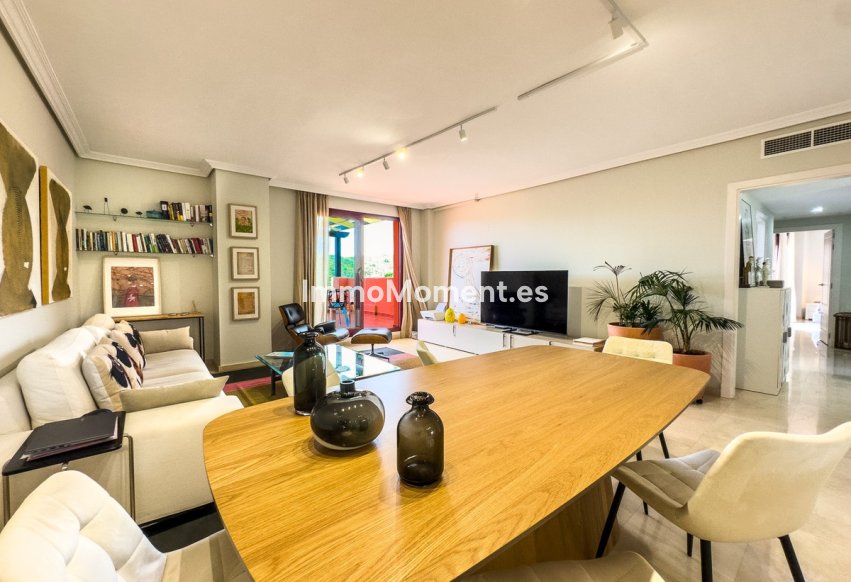 Resale - Apartment - Casares - Casares Centro