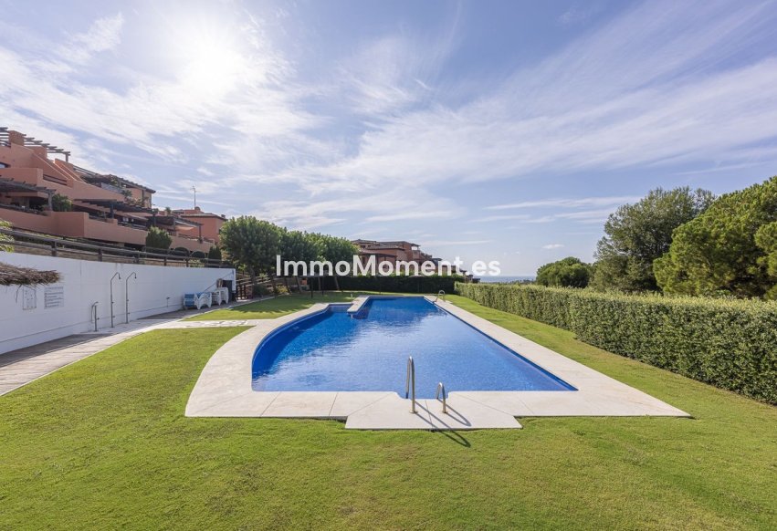 Resale - Apartment - Casares - Casares Centro
