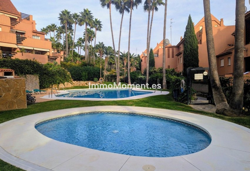 Resale - Apartment - Casares - Casares Centro