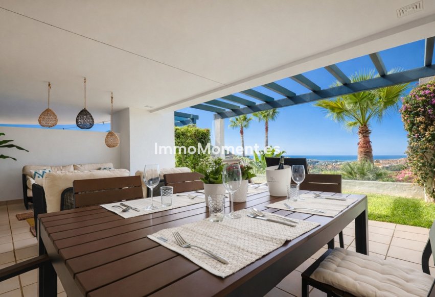 Resale - Apartment - Casares - Casares Centro