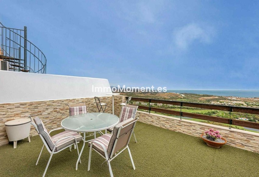Resale - Apartment - Casares - Casares Centro