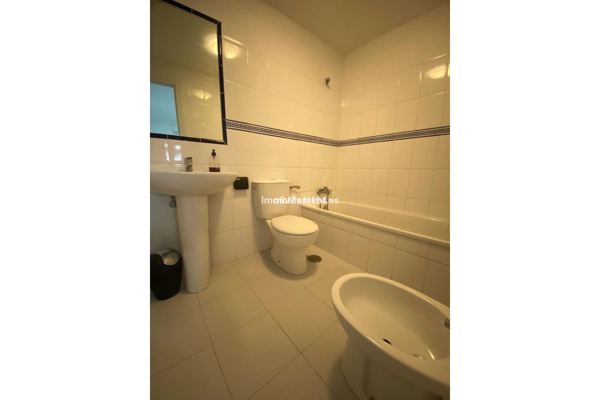 Resale - Apartment - Casares - Casares Centro