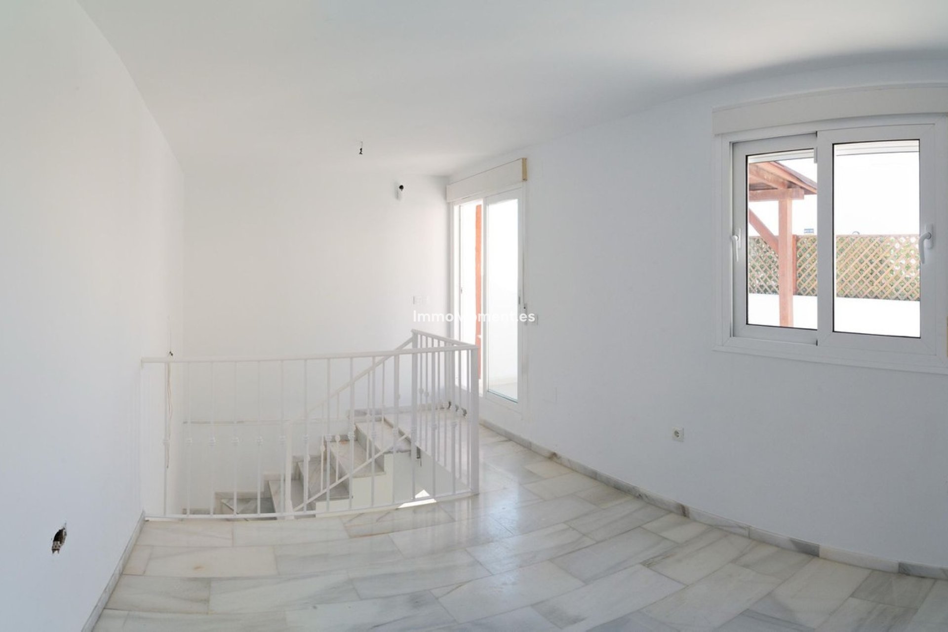 Resale - Apartment - Casares - Casares Centro