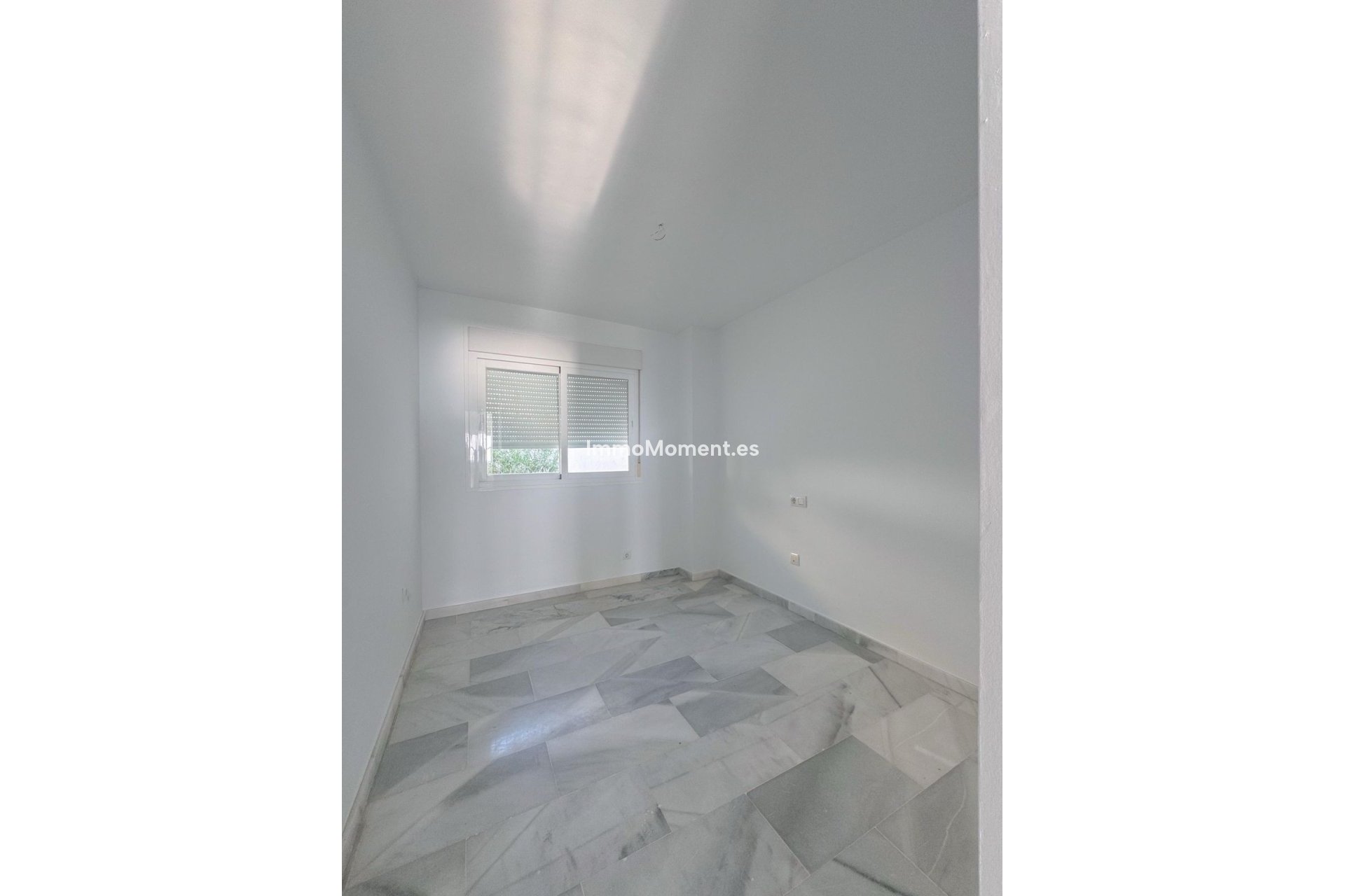 Resale - Apartment - Casares - Casares Centro