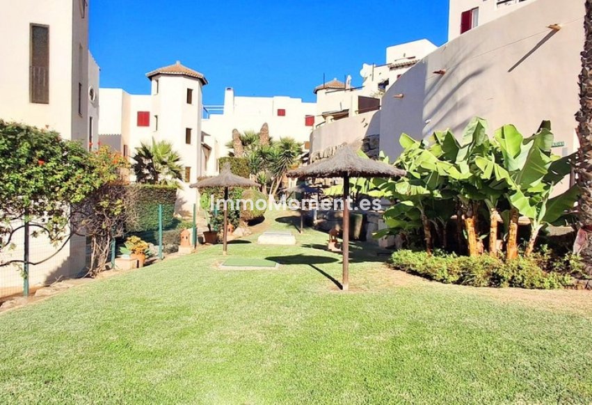 Resale - Apartment - Casares - Casares Centro